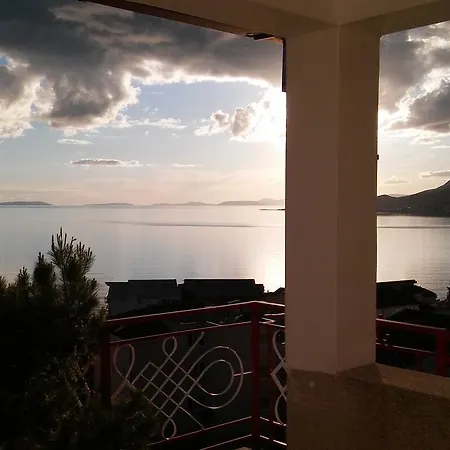 Bozo Lejlighed Omiš